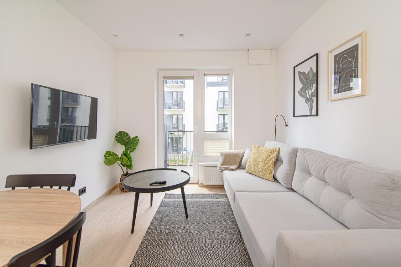 Modern Apartment Next To Ozas Park By Urban Rent VNO Buitenkant foto