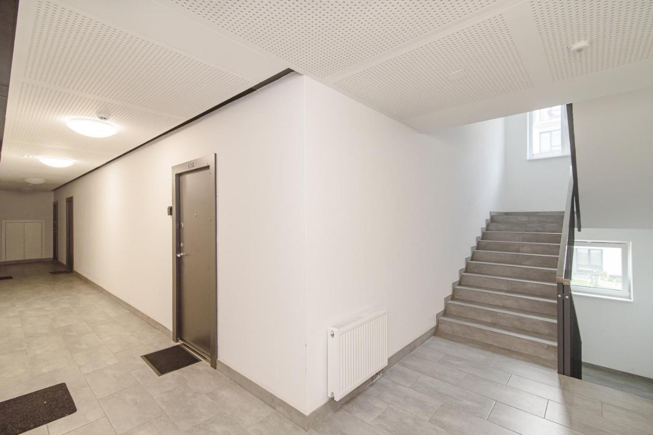 Modern Apartment Next To Ozas Park By Urban Rent VNO Buitenkant foto